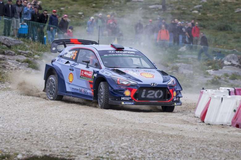 Thierry Neuville 012