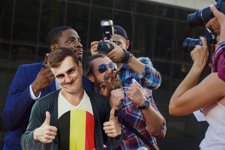 Egy belga srác photoshopolta magát sztárok mellé
