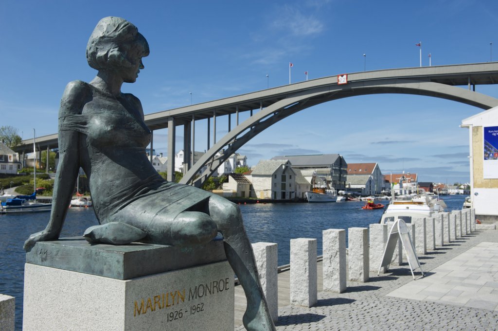 Marilyn Monroe szobor 01 Marilyn Monroe szobra Haugesundban. Fotó: Dmitry Chulov/Shutterstock