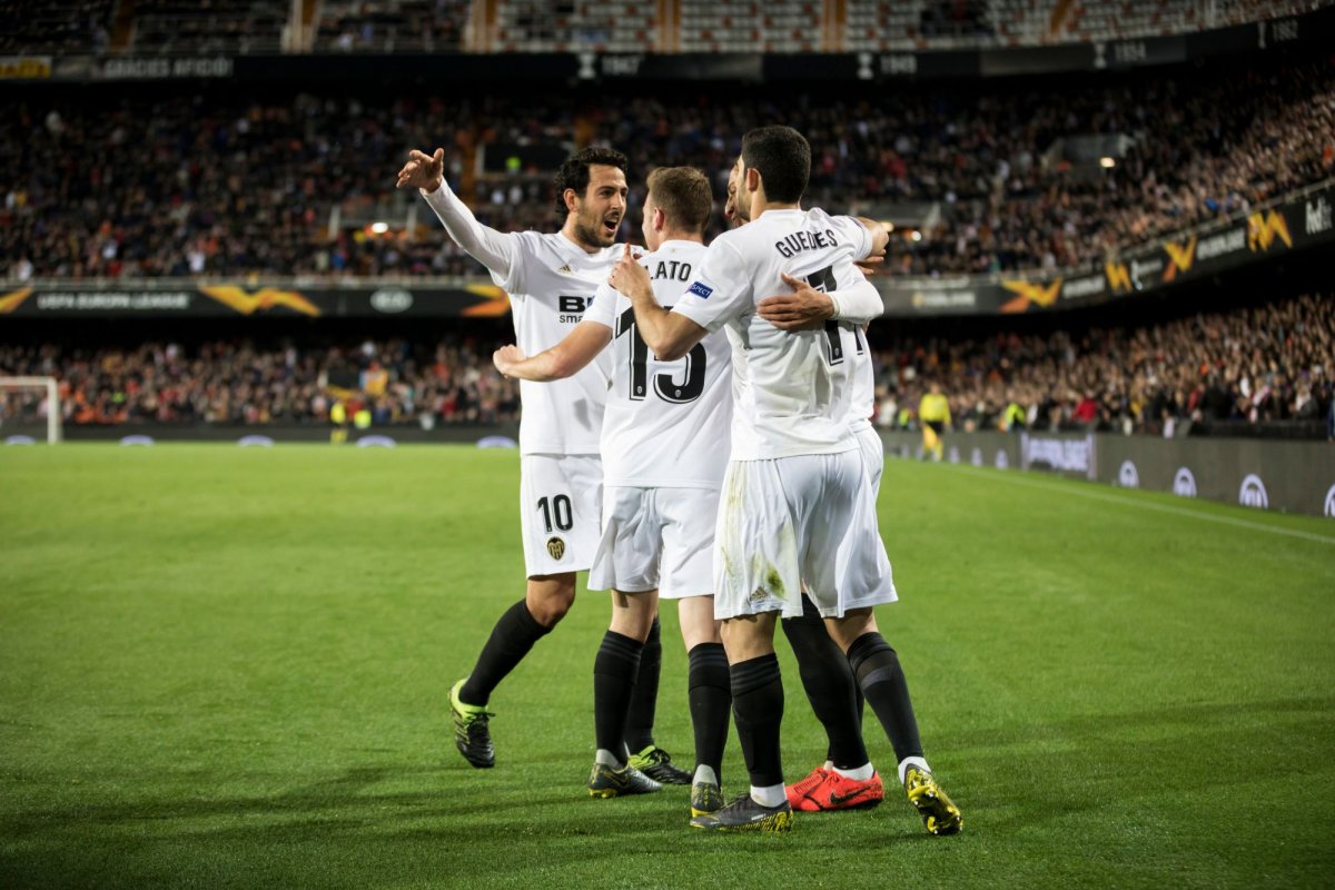 Valencia játékosok 002 Valencia játékosok gólöröme (Fotó: EFECREATA.COM / Shutterstock.com)
