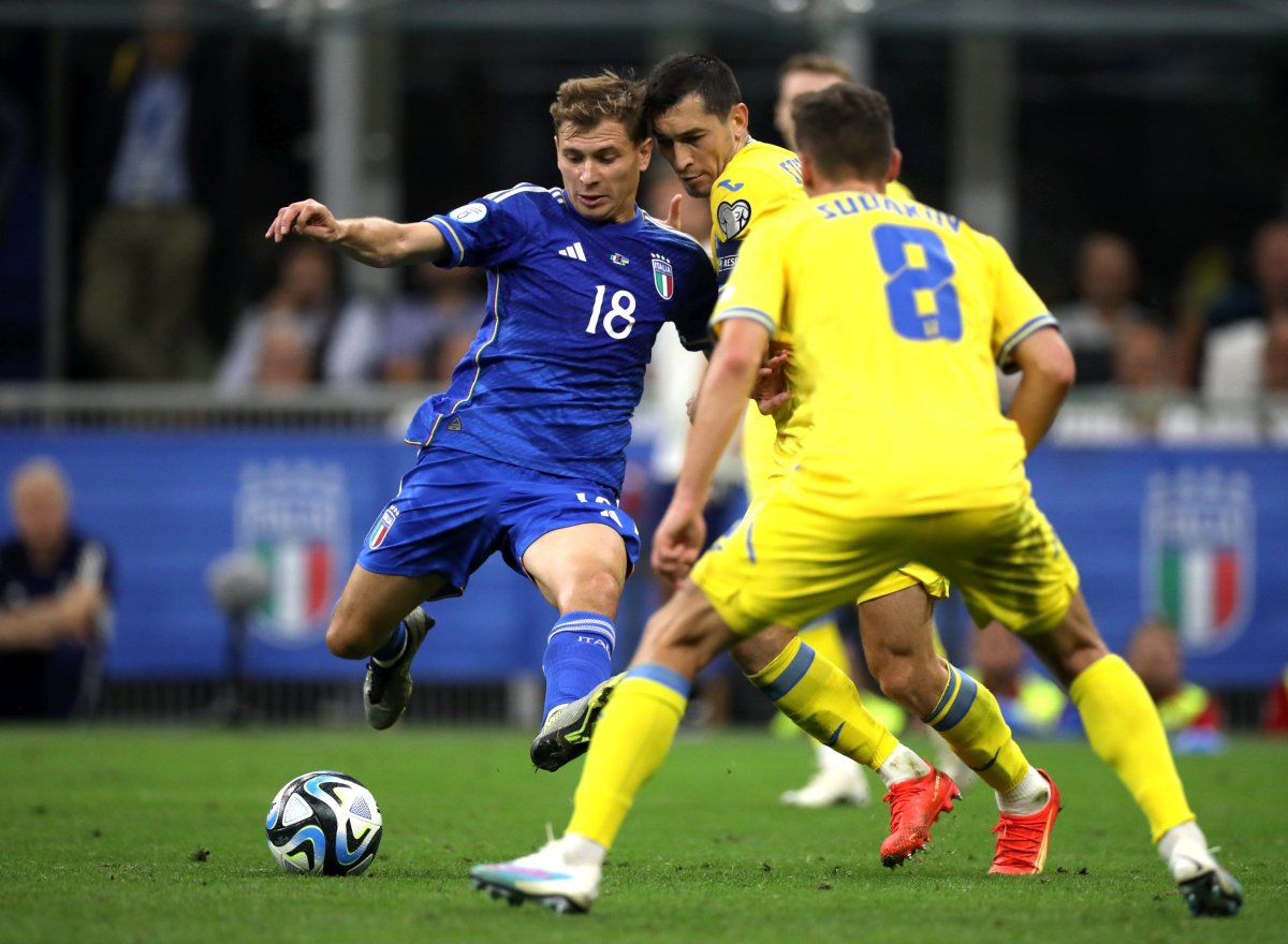 Nicolo Barella - Olaszország vs. Ukrajna 2023 Nicolo Barella - Olaszország vs. Ukrajna 2023 (Fotó: ph.FAB/Shutterstock)